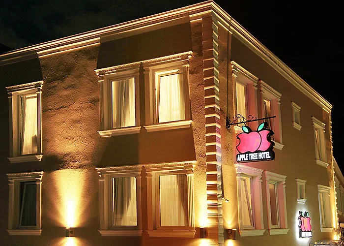 Apple Tree Hotel