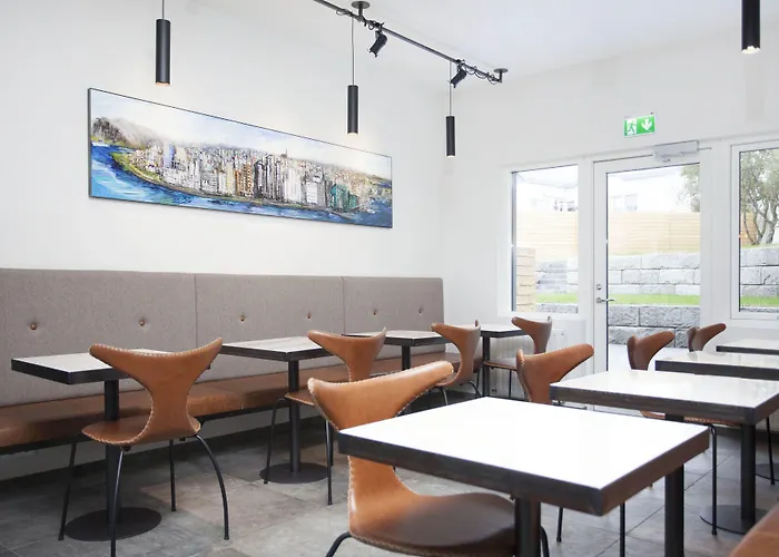 Hotel with view: Nordurey Hotel City Garden