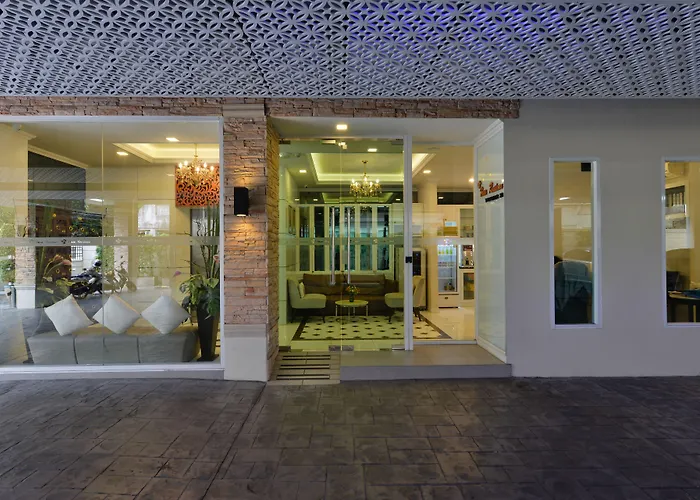 Self catering: Aspira Hana Executive Suites Thonglor
