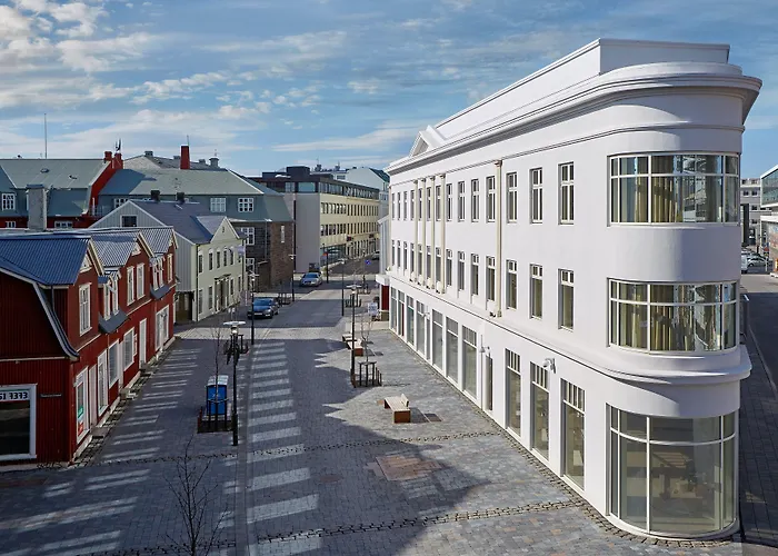 Jacuzzi hotel: Reykjavik Konsulat Hotel, Curio Collection By Hilton