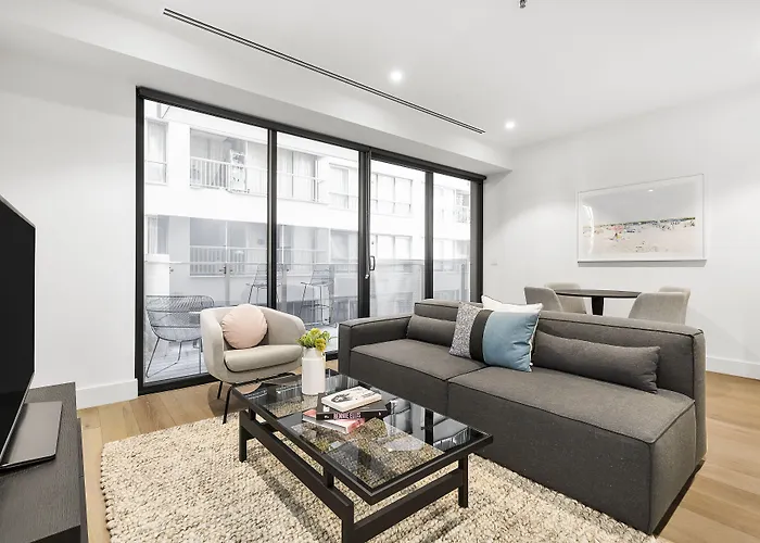 Tyrian Albert Park Lake