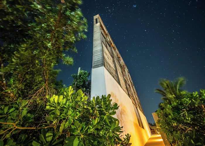 Hotel near College: Hotel Boutique Punta Caliza - Adults Oriented