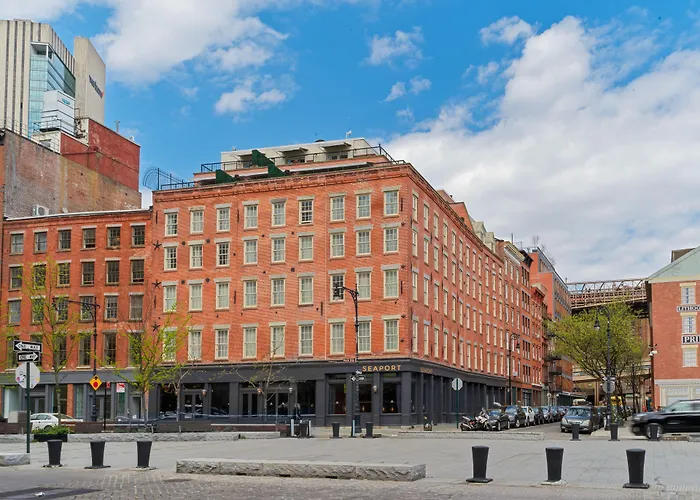  33 , New York City, Seaport