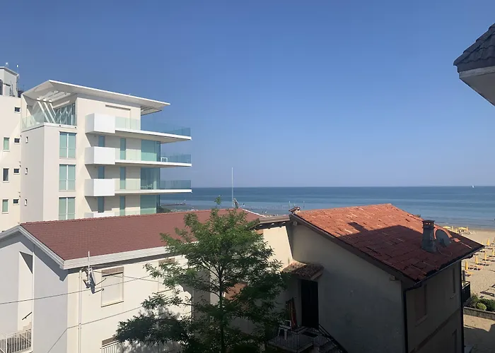 Hotel Con Piscina Villa Sorriso