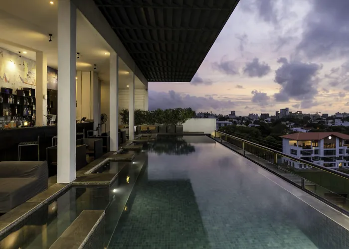 Jacuzzi hotel: Me Colombo