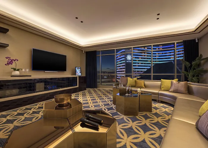 Kid friendly hotel Darling At The Star Gold Coast