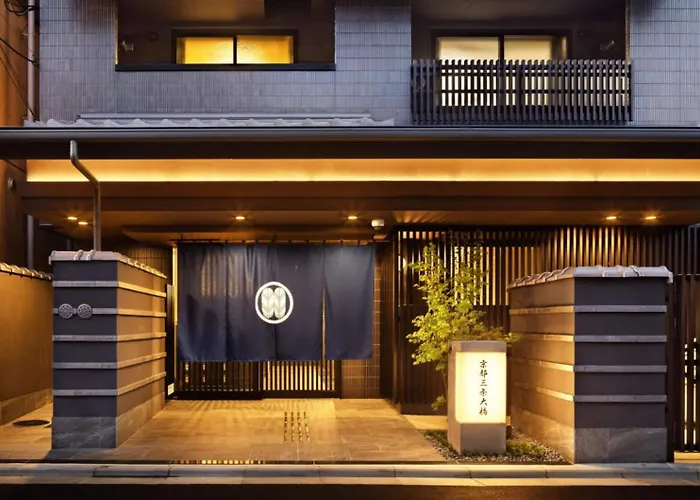 Central hotel: Kyoto Sanjo Ohashi