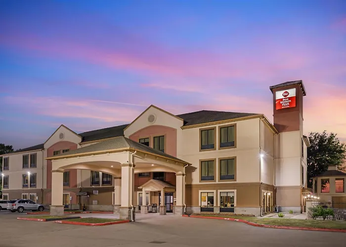 Best Western Plus North Houston Inn & Suites