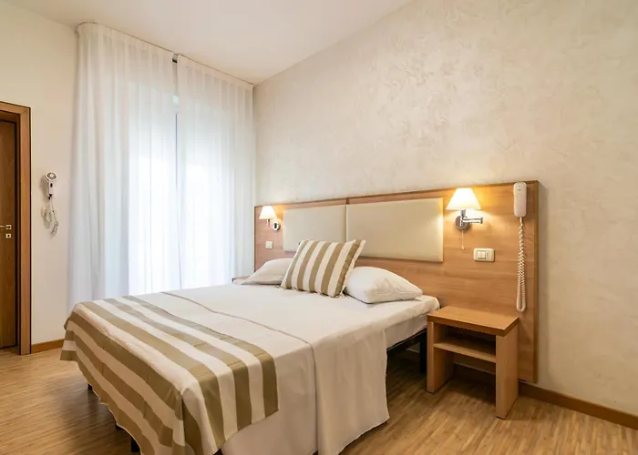 Hotel Jacuzzi: Hotel Losanna