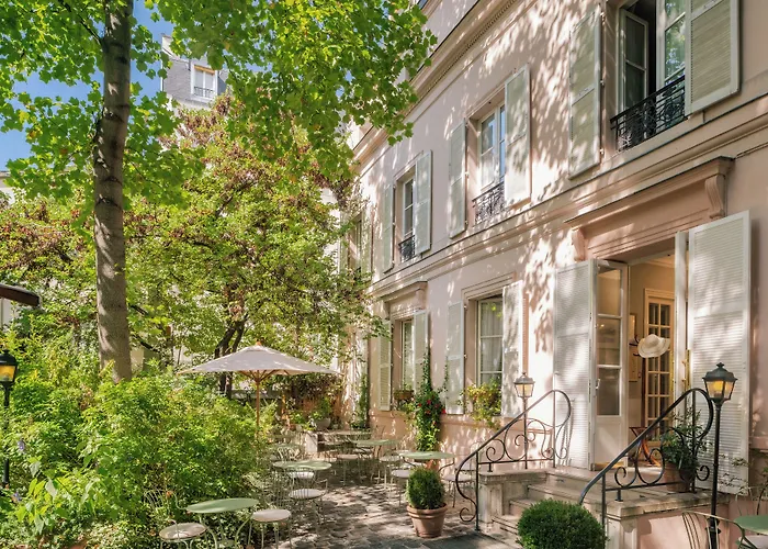 Resort: Hotel des Grandes Ecoles