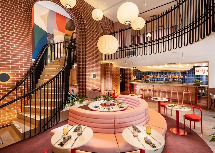 Hotels with tennis Indigo Adelaide Markets By Ihg