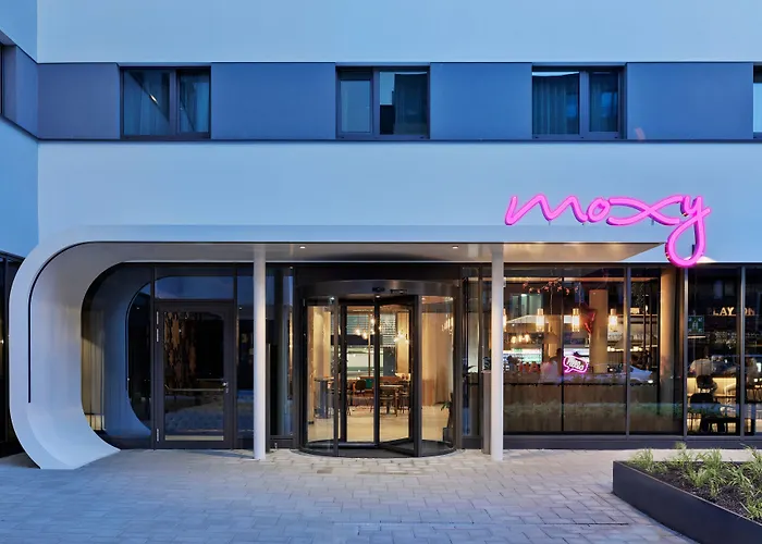 3 sterren hotel: Moxy Hamburg Altona