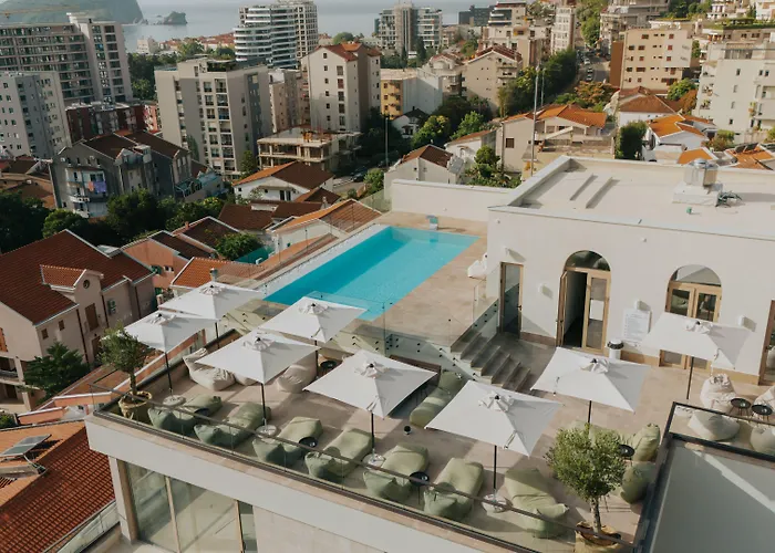 Hotel met uitzicht: Infinity Hotel & More