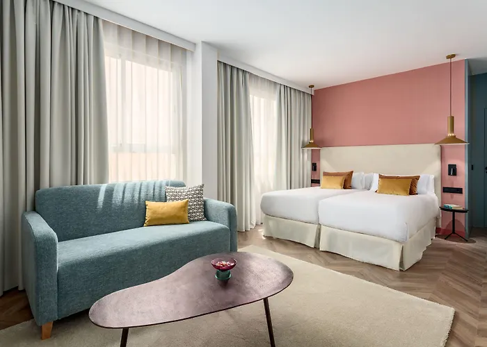 Self Catering: Tribu Malasana