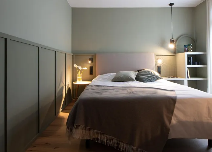 B&B only: Villa Waldperlach By Blattl