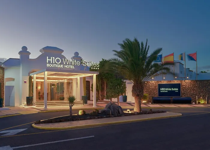 Boutique H10 White Suites - Adults Only