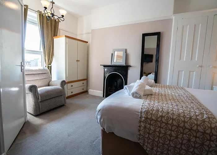 3 star hotel: The Central Hotel