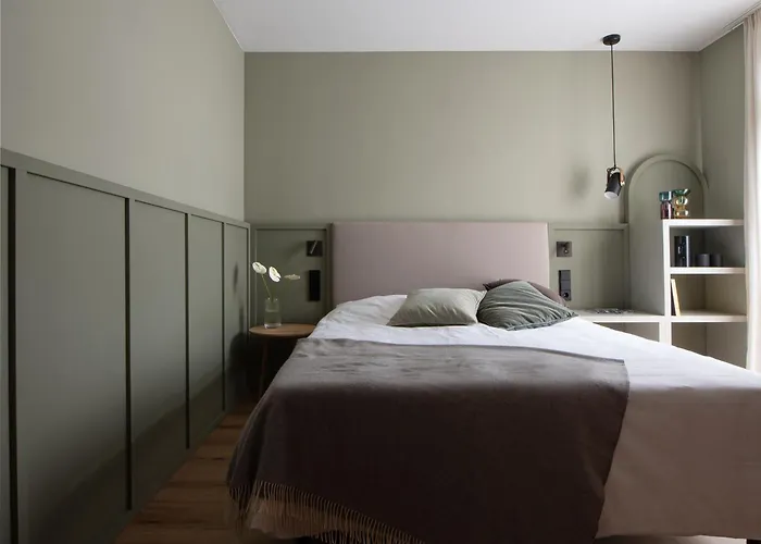 B&B only: Villa Waldperlach By Blattl