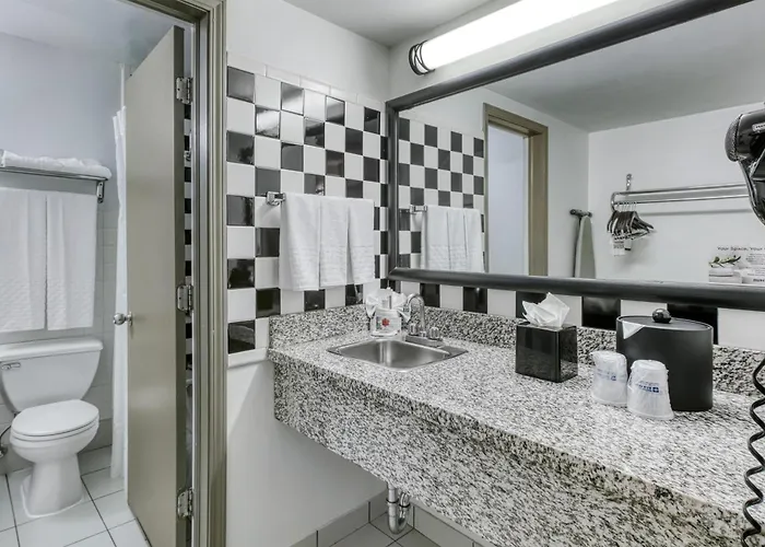 Best Western Downtown-River North