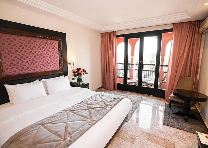 Hotels With Four Stars El Andalous Lounge & Spa