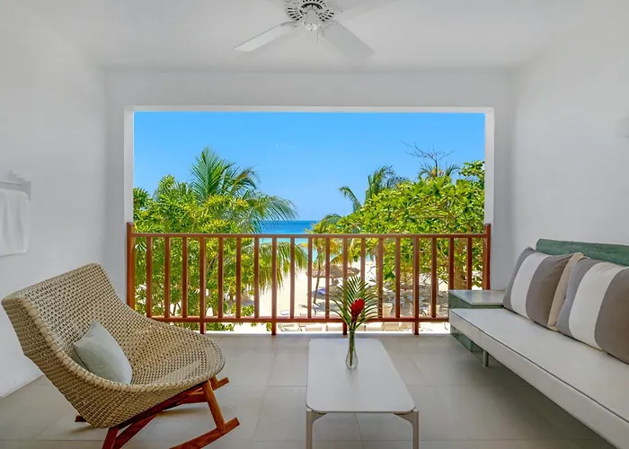 Golf hotel: Couples Swept Away (Adults Only)