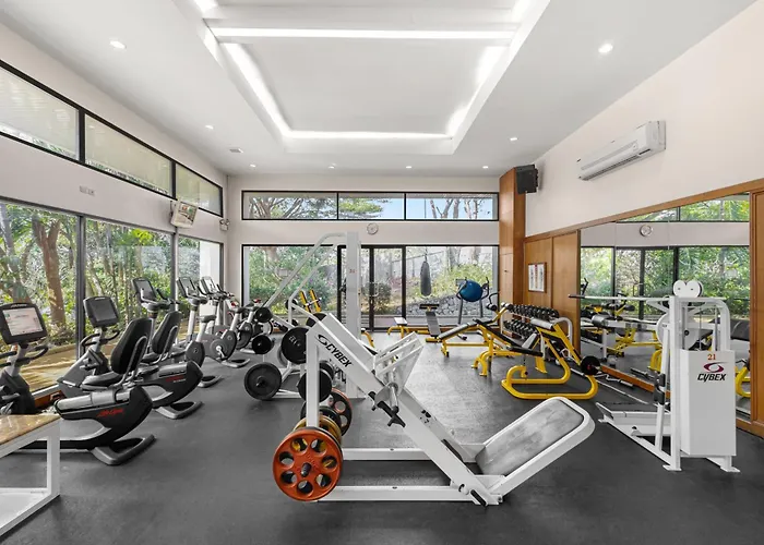 Royal Wing Suites & Spa