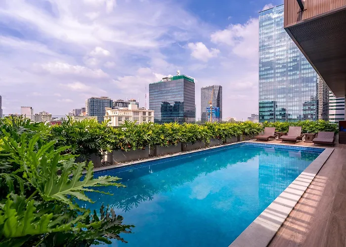 Adora Mira Riverside