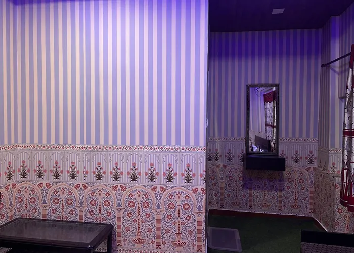 Guest house: The Royal Lake View Villa