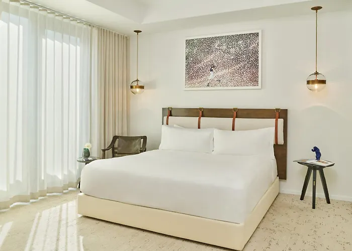 Jacuzzi hotel: Halcyon - A Hotel In Cherry Creek