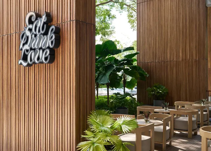 The Park Nine Hotel Suvarnabhumi - Free Bkk Airport Shuttle