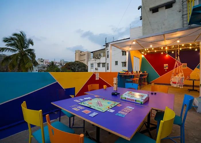 Pet Friendly hotel: Gostops Bengaluru, Gandhi Nagar Majestic