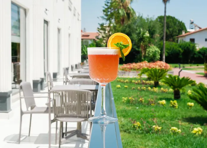 La Benata Beach Hotel