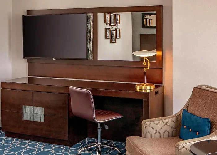 4 star hotel: Hotel Adagio, Autograph Collection