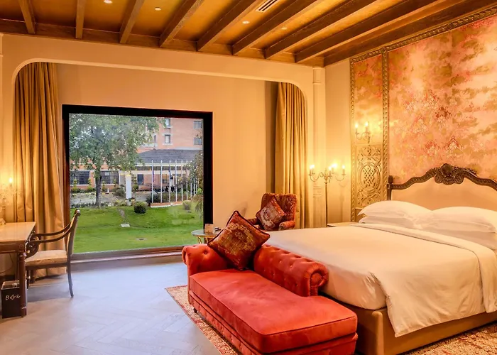 Pet Friendly hotel: The Soaltee Kathmandu, Autograph Collection