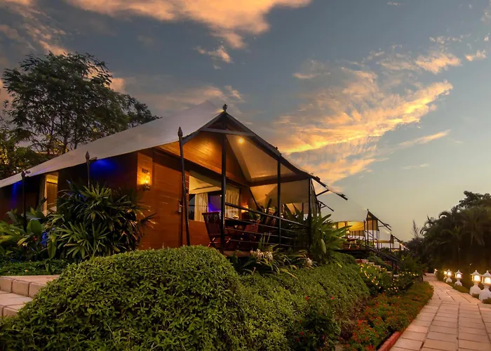 Della Resorts