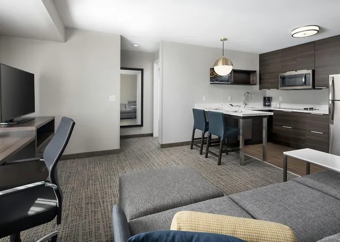 Pet Friendly hotel: Residence Inn By Marriott Berkeley