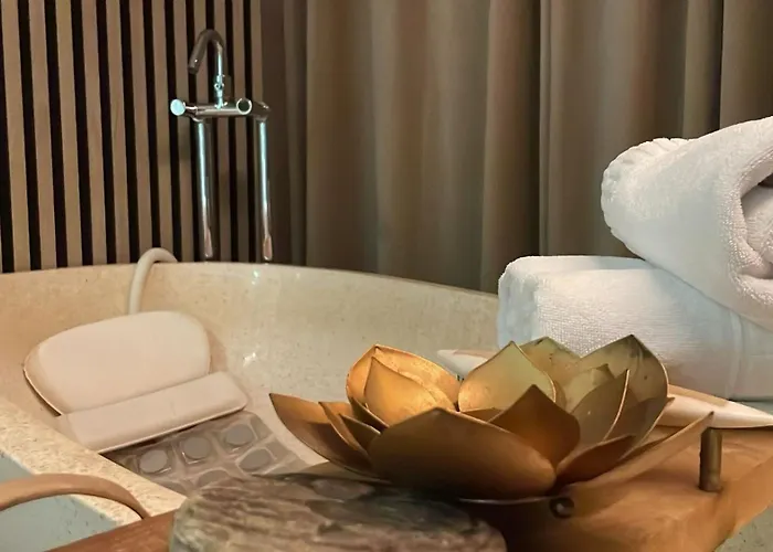  Abalu Collection Boutique Gran Via (Adults Only)