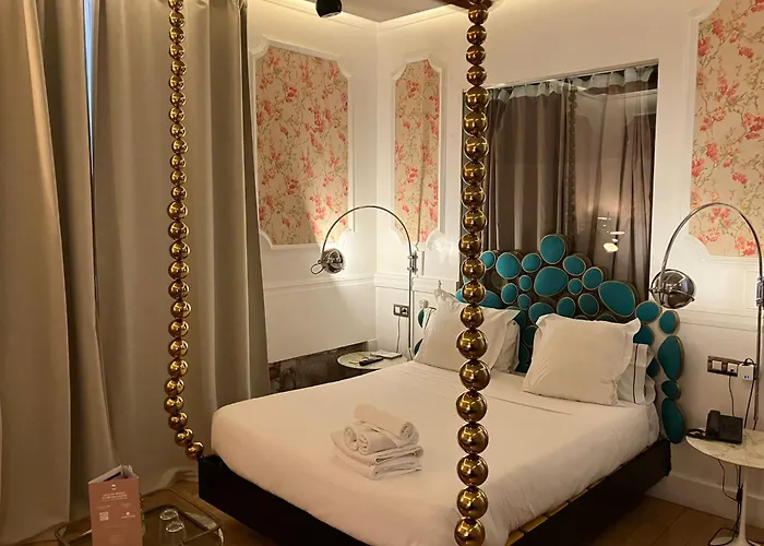  Abalu Collection Boutique Gran Via (Adults Only)