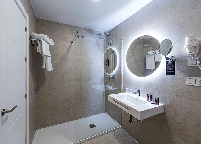 3 star hotels Puerta Del Mar - Adults Recommended