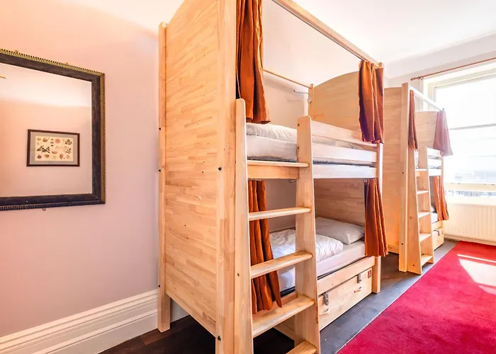 Palmers Lodge Swiss Cottage