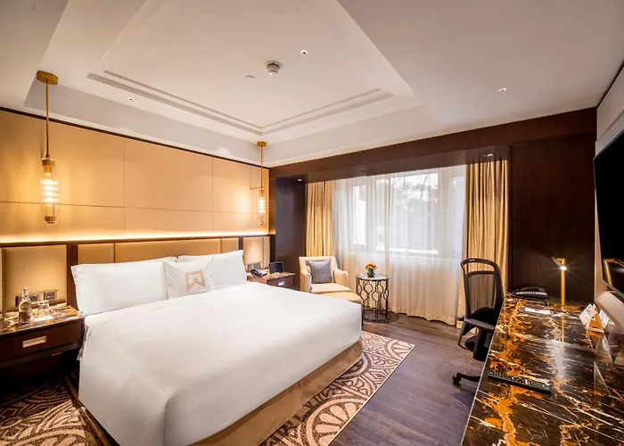 Romantic hotel: Itc Grand Chola, A Luxury Collection Hotel, Chennai