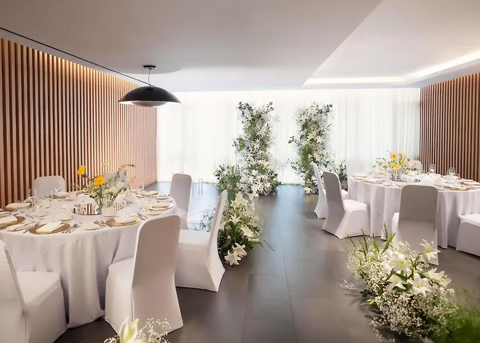 Novotel Ambassador Seoul Dongdaemun Hotels & Residences