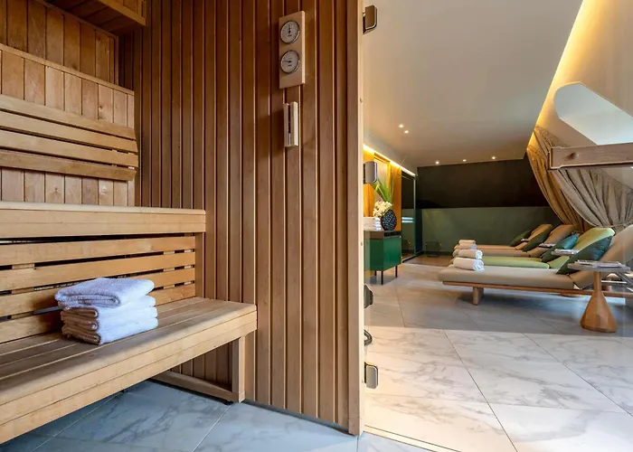 4 star hotel: Le Louis Hotel Versailles Chateau - Mgallery Collection