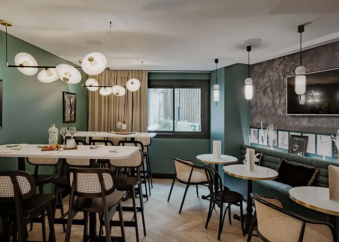 Mercure Paris Tour Eiffel Pont Mirabeau