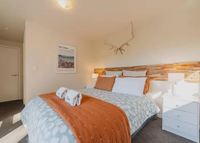 Beach Hotels Lake Tekapo Cottages