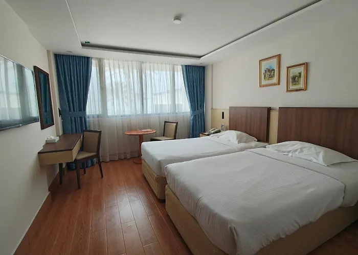 Ping Pong hotel: Lou'Lou'A Beach Resort Sharjah