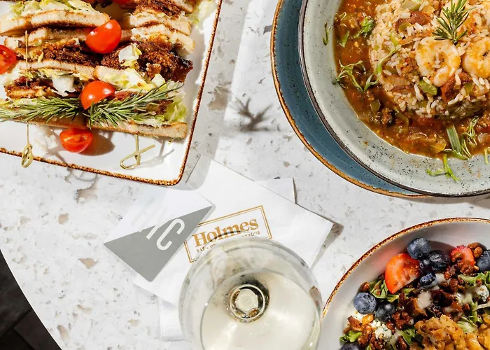 Hotel near College: Hyatt Centric French Quarter New Orleans