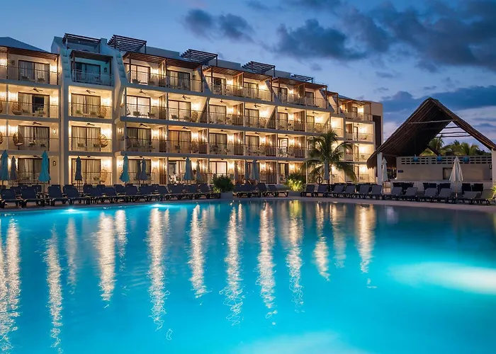 Waterpark hotel: El Beso Adults Only At Ocean Riviera Paradise All Inclusive