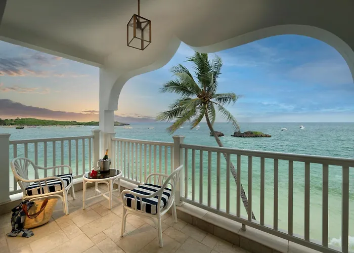 Boutique hotel only: Hemingways Watamu