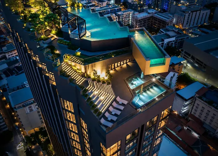Lodge: The Edge Central Pattaya